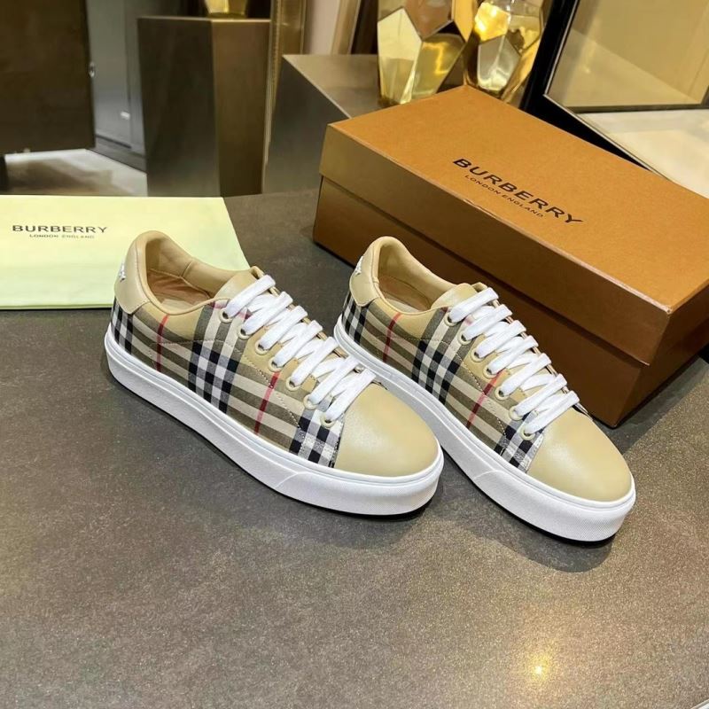 Burberry Low Shoes